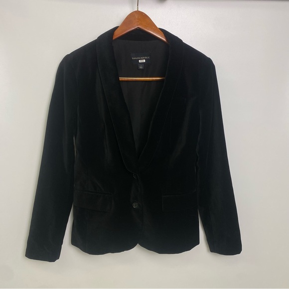 Banana Republic Jackets & Blazers - Banana Republic Womens Velvet Blazer 2 Black